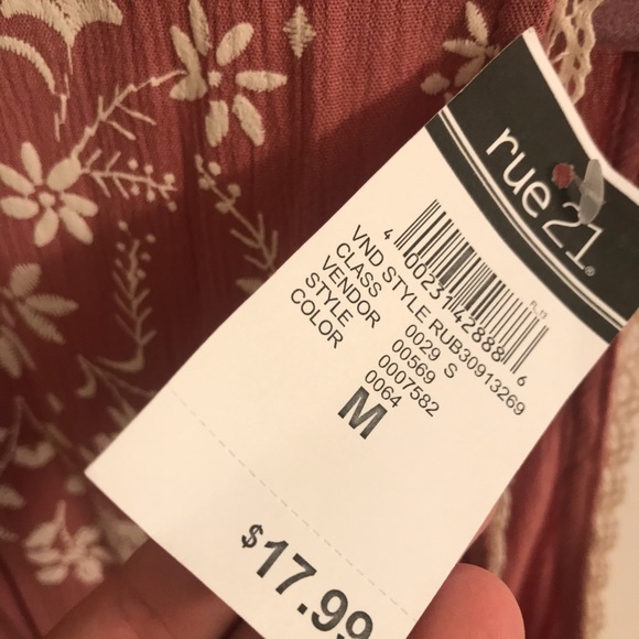 Pink Spring Blouse - Picture 3 of 3